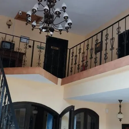 Viragcsarda / Casa Cu Flori Events & Bed & Breakfast *