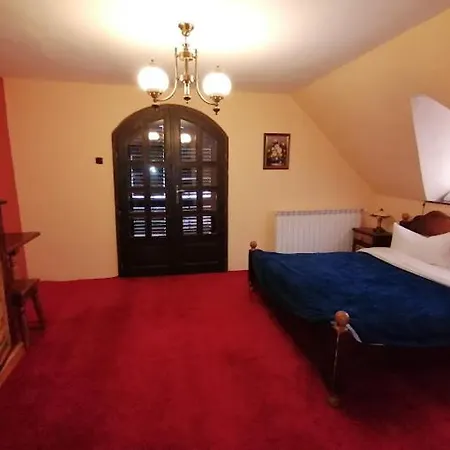 Viragcsarda / Casa Cu Flori Events & Bed & Breakfast