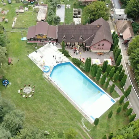 Viragcsarda / Casa Cu Flori Events & * Valea Crisului